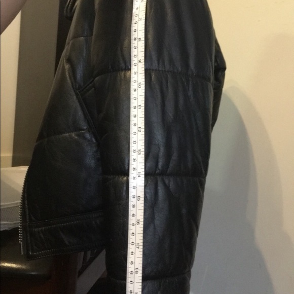 Leather jacket - Picture 6 of 8